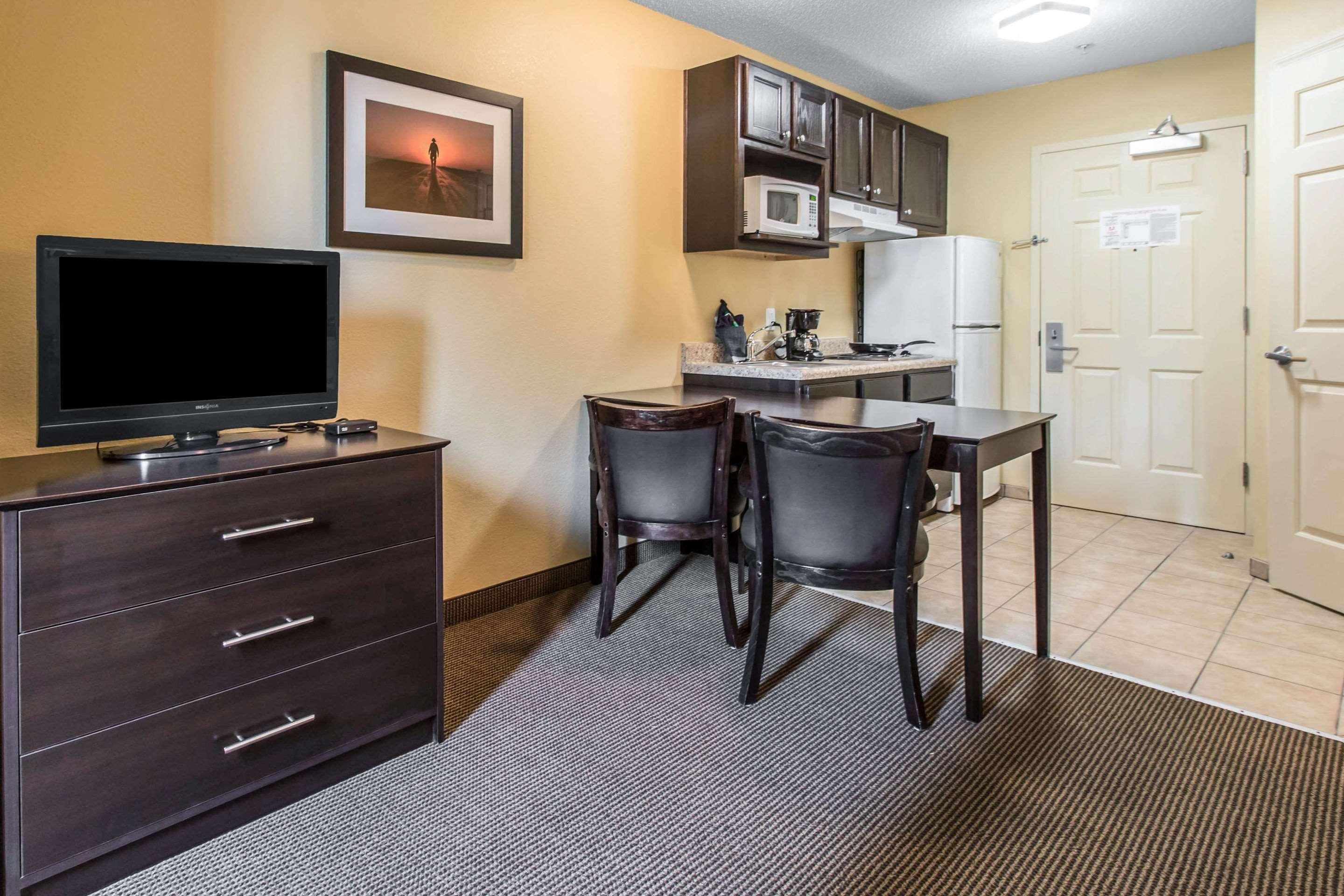 Suburban Studios Near Camp Lejeune Jacksonville Zewnętrze zdjęcie