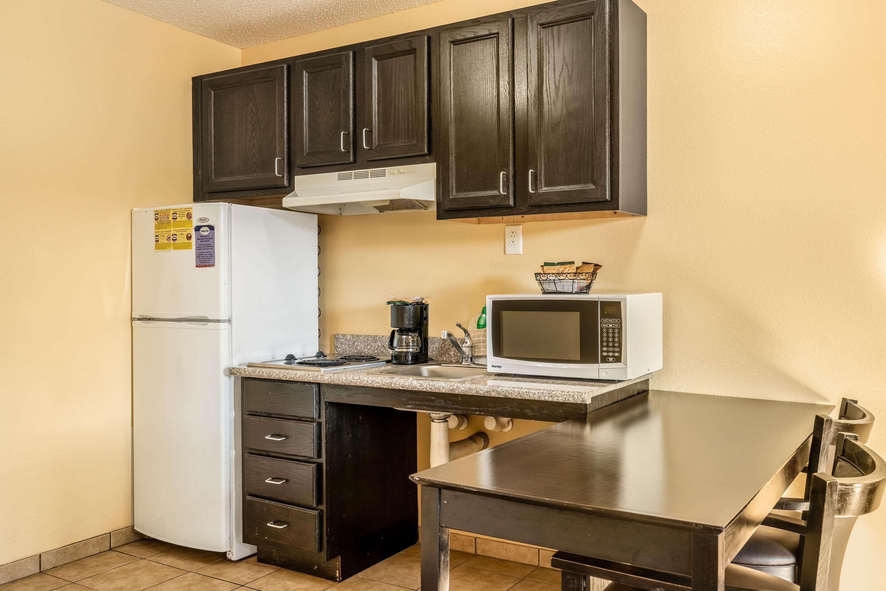 Suburban Studios Near Camp Lejeune Jacksonville Zewnętrze zdjęcie
